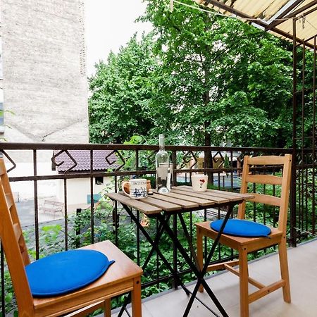 Heroes Square & City Park Thermals Apartment Budapest Bagian luar foto